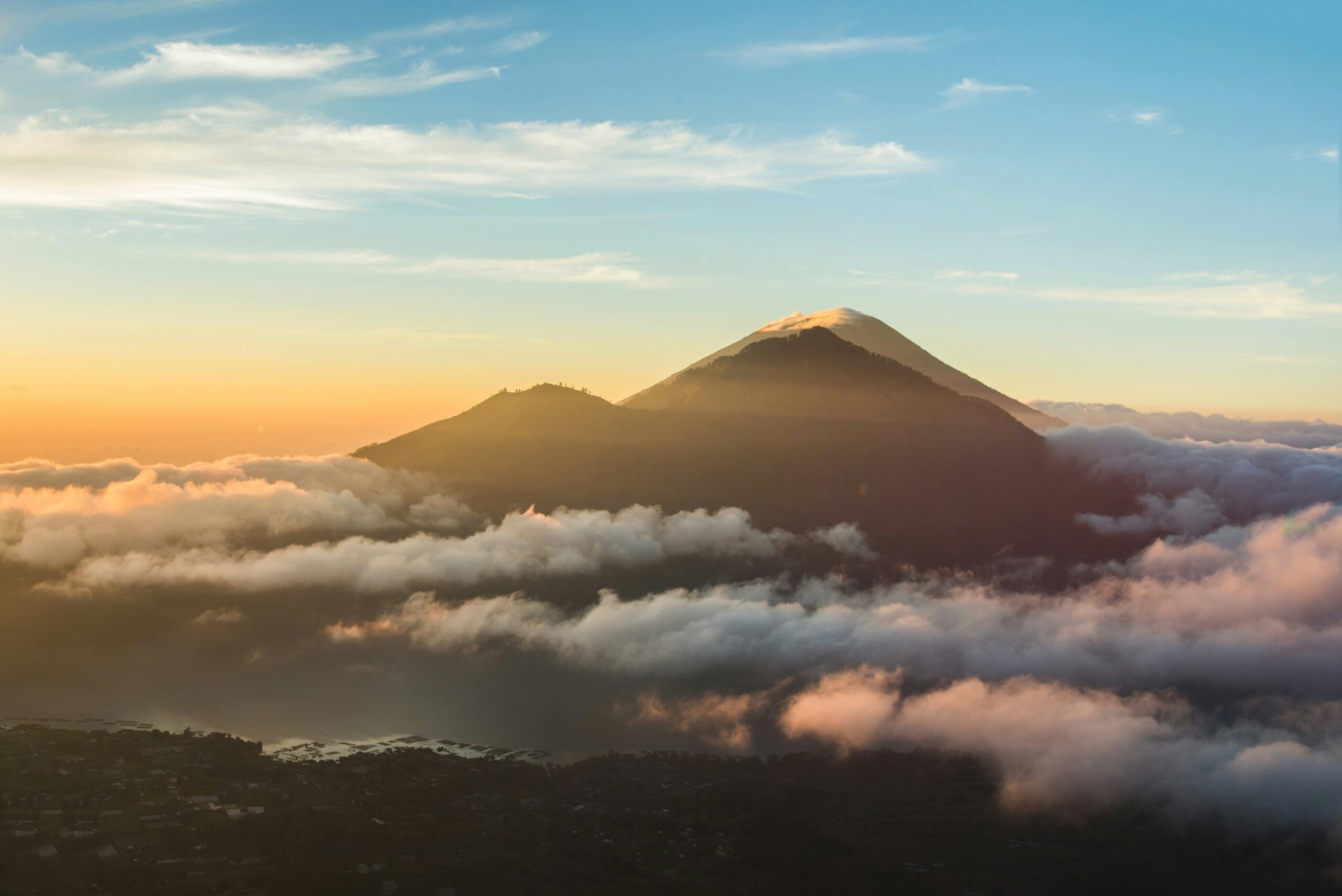 Bali: Peaks to Coast