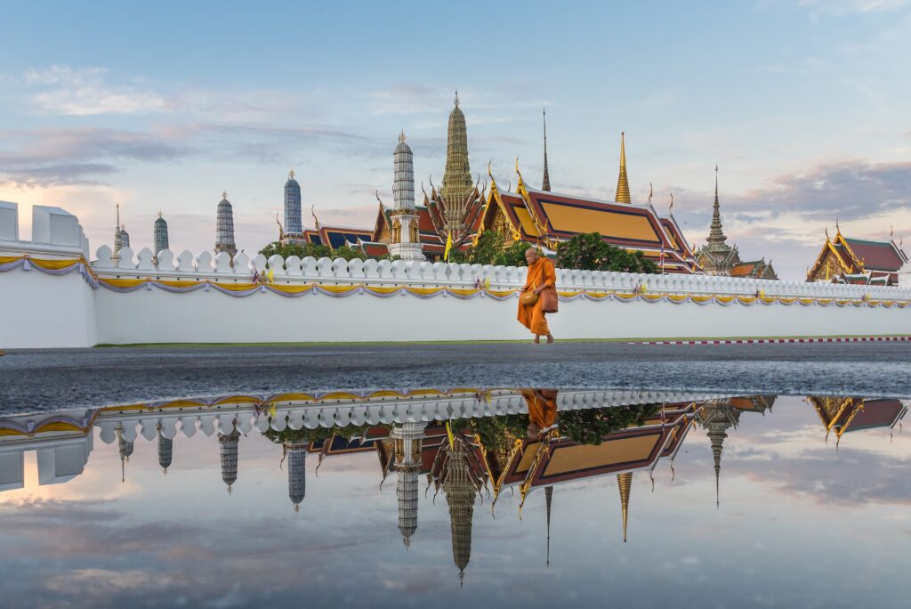 3840px-Temple of the Emerald Buddha