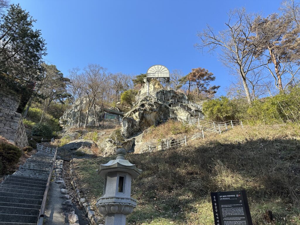 3840px-Golgulsa, Gyeongju 12