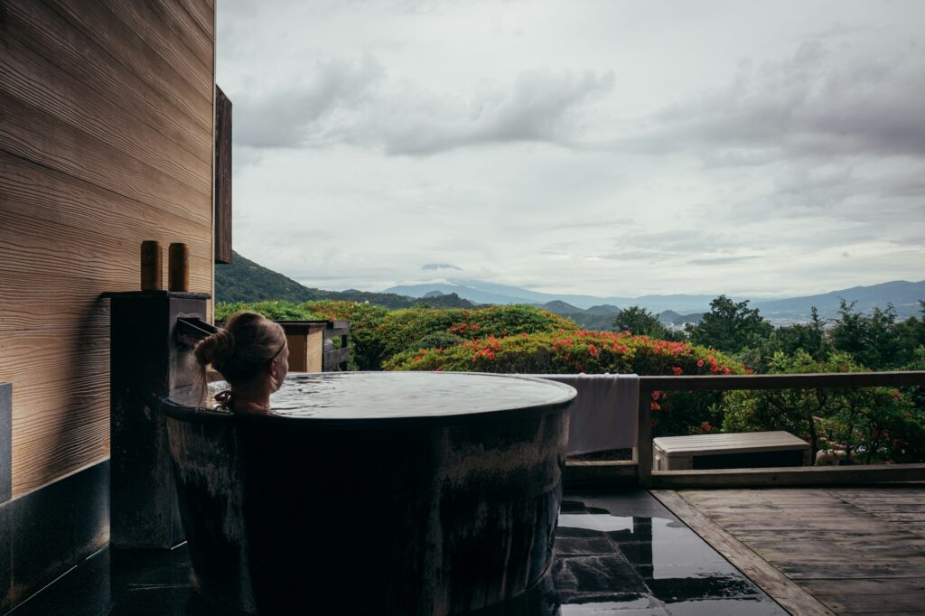 Kurokawa onsen outdoor bath forest