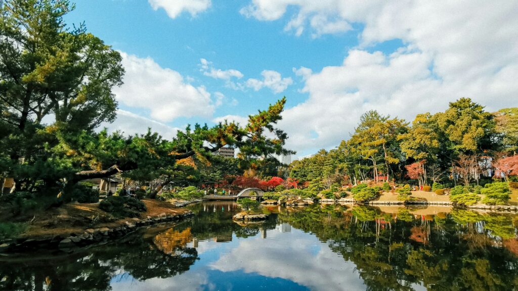Hiroshima Shukkeien garden pond