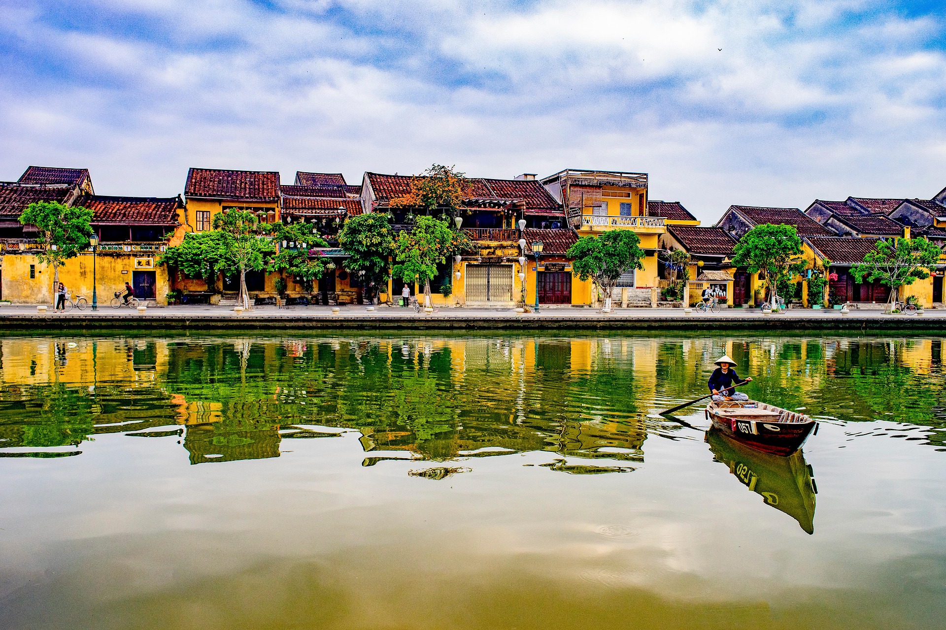 Family Cycling: Hue to Hoi An
